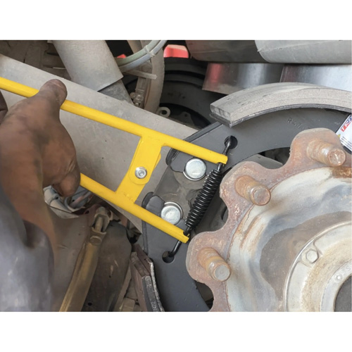 Outil pour ressorts de frein de camion et de remorque Industrial Sales