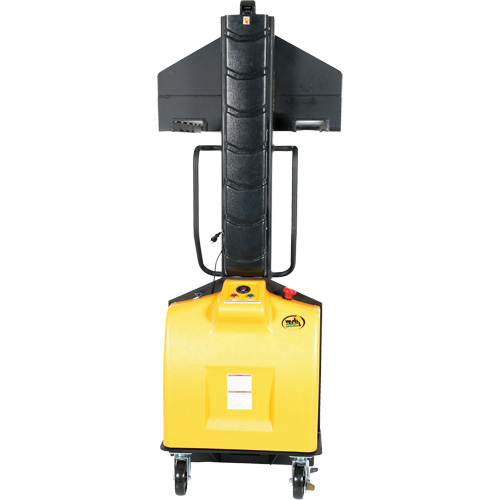 Gerbeur motoris&eacute; avec m&acirc;t &eacute;troit, Fonctionnement &eacute;lectrique, Capacit&eacute; 1500 lb, Lev&eacute;e max 63" Industrial Sales