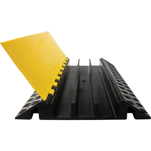 Protecteur de c&acirc;ble droit robuste Powerhouse, 3 canaux, 36" lo x 19,75" la x 3" h Industrial Sales