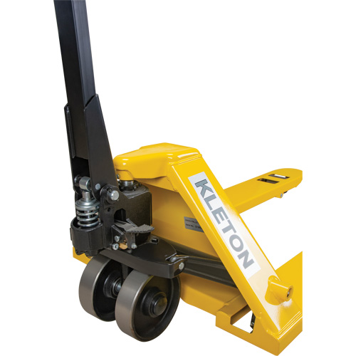 Transpalette &agrave; roues en acier, Acier, 48" lo x 27" la, Capacit&eacute; 5500 lb Industrial Sales