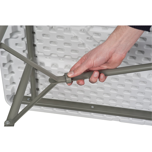 Table pliante, Rectangulaire, 48" l x 24" la, Poly&eacute;thyl&egrave;ne, Blanc Industrial Sales