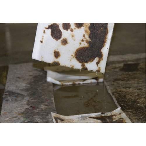 Chiffons pour l'huile Spilltration, Huile seulement, 16" x 10", 29 gal. d'absorption Industrial Sales