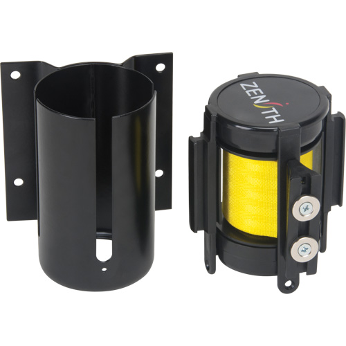 Barri&egrave;re &agrave; fixation murale avec ruban magn&eacute;tique, Acier, Fixation par vis, 7', Ruban Jaune Industrial Sales