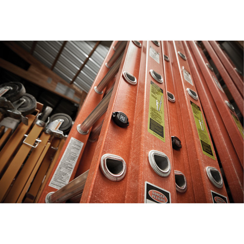 &eacute;tiquettes de suivi Bluetooth One-Key Industrial Sales