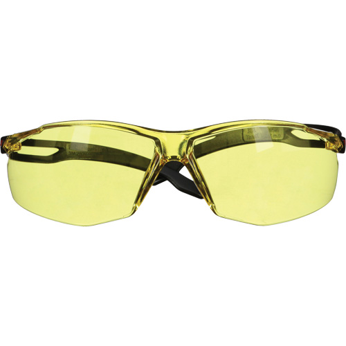 Lunettes de s&eacute;curit&eacute; s&eacute;rie 500 SecureFit, Lentille Ambr&eacute;e, Antibu&eacute;e/Anti-&eacute;gratignures, ANSI Z87+/R&eacute;pond ou surpasse la norme CSA Z94.3 Industrial Sales