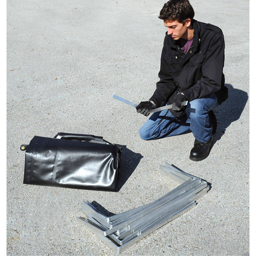 Conteneur flexible pour r&eacute;servoir de carburant sans drain Ultra-550 Containment Sump, 102" lo x 72" la, 650 gal. US Capacit&eacute; Industrial Sales