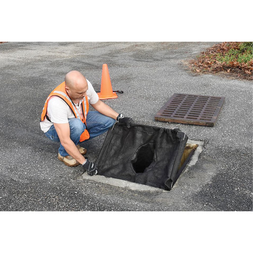 Bac de r&eacute;tention carr&eacute; Ultra-Drain Guard avec orifice de trop-plein, Huile & s&eacute;diments, 16" - 28" lo x 20" - 36" la Industrial Sales