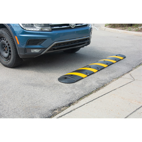 Speed Bump Kit, Rubber, 4' L x 11" W x 2" H Industrial Sales