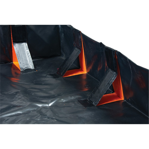 Berme d&eacute;ployable &agrave; mur IBX, Capacit&eacute; 2244 gal. US, 12' la x 25' lo x 12" h, Support &agrave; encliqueter Industrial Sales