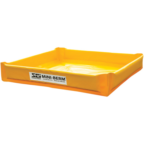 Berme de confinement compacte Mini-Berm en PVC jaune, Capacit&eacute; 34 gal. US, 3' la x 3' lo x 6" h Industrial Sales