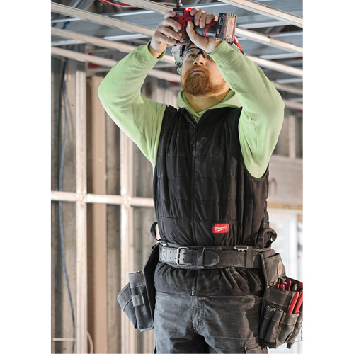 FREEFLEX Lightweight Insulated Vest, Men's, Small, Black Industrial Sales