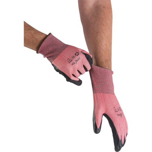 Gants &eacute;cologiques, l&eacute;gers, et r&eacute;sistants &agrave; la coupe, &agrave; haute dext&eacute;rit&eacute;, Taille 10, Calibre 18, Rev&ecirc;tement Mousse de nitrile, Enveloppe en Acier inoxydable/PEHP/rPET, ASTM ANSI niveau A4 Industrial Sales