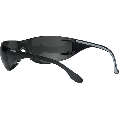 Lunettes de s&eacute;curit&eacute; Adapt Lite, Lentille Fum&eacute;e, Antibu&eacute;e/Anti-&eacute;gratignures, ANSI Z87+/R&eacute;pond ou surpasse la norme CSA Z94.3 Industrial Sales