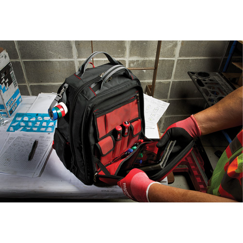 Sac &agrave; dos Packout, 15-3/4" lo x 11-4/5" la, Noir/Rouge, Balistique Industrial Sales