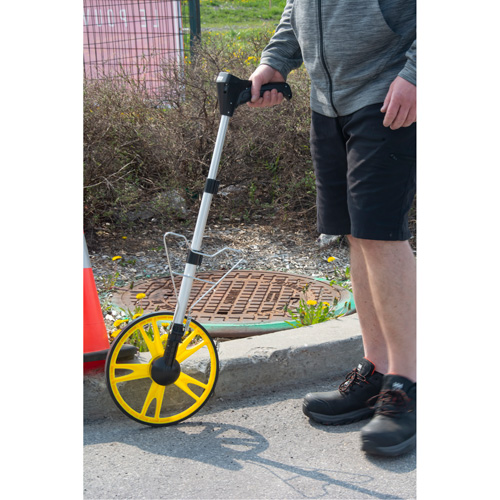 Digital Distance Measuring Wheel, 12.5"/31.8 cm, 99999.9 m Range, Feet/Metres Industrial Sales