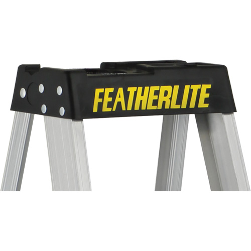 Escabeaux industriels extra robustes, 2', Aluminium, Capacit&eacute; 300 lb, Type 1A Industrial Sales