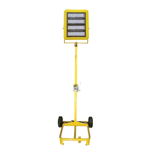 Chariot d'&eacute;clairage &agrave; t&ecirc;te unique avec treuil, DEL, 200 W, 30000 lumens, Boîtier en Aluminium Industrial Sales