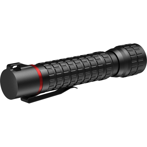 Lampe de poche &eacute;tanche G40R avec mise au point par rotation, DEL, 650 lumens, Piles Rechargeable Industrial Sales