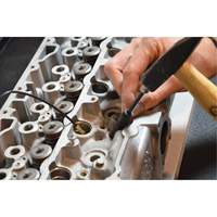 Trousse d'extracteur dembouts de bougies de pr&eacute;chauffage Industrial Sales