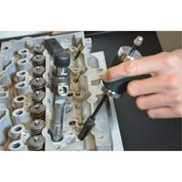Trousse d'extracteur dembouts de bougies de pr&eacute;chauffage Industrial Sales