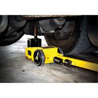 Hydraulic Service Jack, 22 Tons, Air Hydraulic Industrial Sales