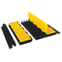 Ensemble de protection de c&acirc;bles Yellow Jacket, 3 canaux, 36" lo x 18,5" la x 3" h Industrial Sales