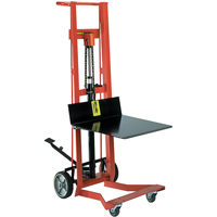 Gerbeur hydraulique &agrave; plateforme, M&eacute;canisme Pompe au pied, Capacit&eacute; de 750 lb, Levage max de 54" Industrial Sales