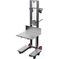 Empileur &agrave; plateforme, M&eacute;canisme Treuil manuel, Capacit&eacute; de 400 lb, Levage max de 60" Industrial Sales