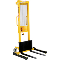 Gerbeur manuel, Fonctionnement Treuil manuel, Capacit&eacute; 770 lb, Lev&eacute;e max 60" Industrial Sales