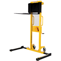 Gerbeur manuel, Fonctionnement Treuil manuel, Capacit&eacute; 770 lb, Lev&eacute;e max 60" Industrial Sales
