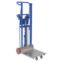 Gerbeur &agrave; plateforme hydraulique, M&eacute;canisme Pompe au pied, Capacit&eacute; de 750 lb, Levage max de 52" Industrial Sales