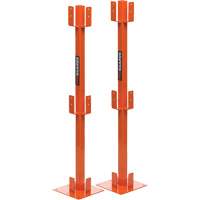 Poteaux temporaires ProGuards pour barri&egrave;re de s&eacute;curit&eacute;, 8" la x 39" h, Orange Industrial Sales