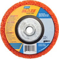 Disque &agrave; moyeu d&eacute;port&eacute; 4-1/2" non tiss&eacute; Blaze Rapid Strip, 4-1/2" dia., Grain Cors&eacute; Industrial Sales
