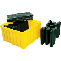 Palette antid&eacute;versement avec drain Ultra-IBC Spill Pallet , Capacit&eacute; de d&eacute;versement 400 gal. US, 58,75" x 58,75" x 33" Industrial Sales