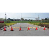 C&ocirc;ne de signalisation, 28", Orange, Bande(s) r&eacute;fl&eacute;chissante(s) 4" & 6" Industrial Sales