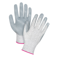 Gants haute performance r&eacute;sistants &agrave; la coupe, Taille 5/2T-petit, Calibre 13, Rev&ecirc;tement Nitrile, Enveloppe en PEHP, ANSI/ISEA 105 niveau 4/EN 388 niveau 5 Industrial Sales