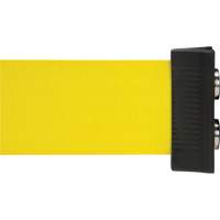 Barri&egrave;re &agrave; fixation murale avec ruban magn&eacute;tique, Acier, Fixation par vis, 7', Ruban Jaune Industrial Sales