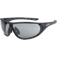 Lunettes de s&eacute;curit&eacute; de s&eacute;rie Z3000, Lentille Grise/fum&eacute;e, Antibu&eacute;e/Anti-&eacute;gratignures, ANSI Z87+/R&eacute;pond ou surpasse la norme CSA Z94.3 Industrial Sales