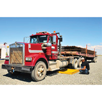 Flexible Ultra-Utility Tray, 42" lo x 42" la x 4,8" h, Cap. de d&eacute;versement 18 gal. US Industrial Sales