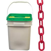 Chaîne de s&eacute;curit&eacute; en plastique robuste, Rouge, Maillon de 2", 120' de long Industrial Sales