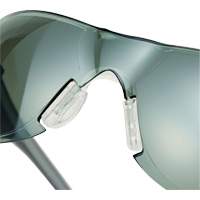 Lunettes de s&eacute;curit&eacute; Adapt Lite, Lentille Int&eacute;rieur/ext&eacute;rieur, Antibu&eacute;e/Anti-&eacute;gratignures, ANSI Z87+/R&eacute;pond ou surpasse la norme CSA Z94.3 Industrial Sales