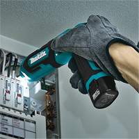 Trousse de tournevis &agrave; chocs, 1/4", 220 lb-po Couple max., 7,2 V, Lithium-ion Industrial Sales