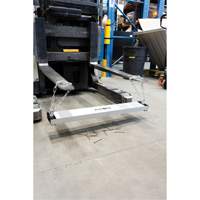 Balais de cour magn&eacute;tique, 36" la Industrial Sales