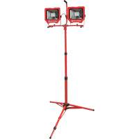 Baladeuses jumel&eacute;es avec tr&eacute;pied, DEL, 72 W, 8000 lumens, Boîtier en Aluminium Industrial Sales